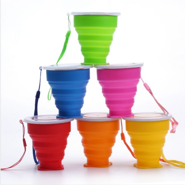 Portable silicone folding water cup