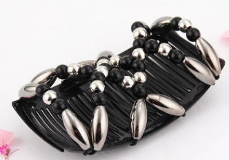 FLY31 Cross-border handcrafted beaded hair Comb is a best-selling fashion and versatile magic hair accessory for women, featuring a double-row plug comb and updo details Picture