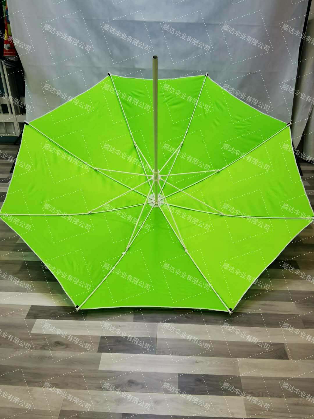 VUVUZELA factory direct sales outdoor advertising umbrellas, outdoor folding sun umbrellas, customizable logos Item Picture