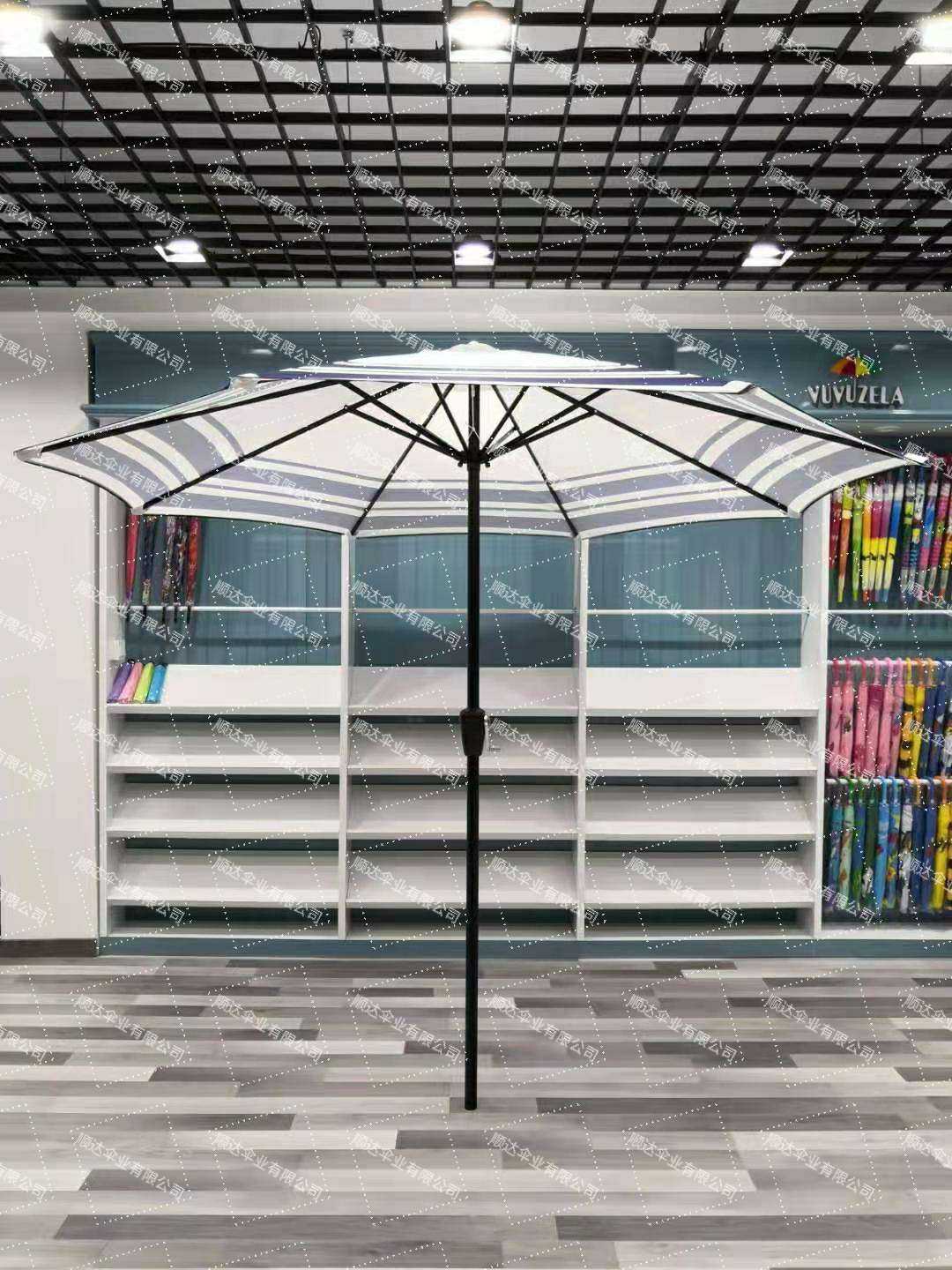 SD umbrella Factory direct sale polyester fabric garden umbrella tube with hand crank detail image 8