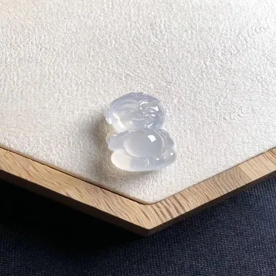 Carved beautifully high ice jade little monkey new Baoli 063 thumbnail