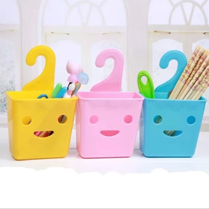 Zero Quality Product Smiling Face Hook Miscellaneous Storage Box
