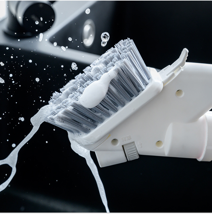 Creative new multi-functional water-carrying spray brush detail image 2