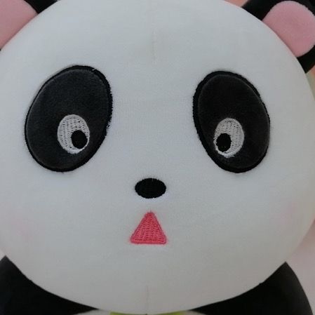 厂家直销毛绒公仔熊猫抱枕宝华玩具商行细节图
