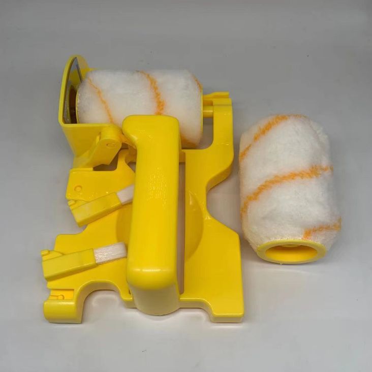 Trimming roller brush
