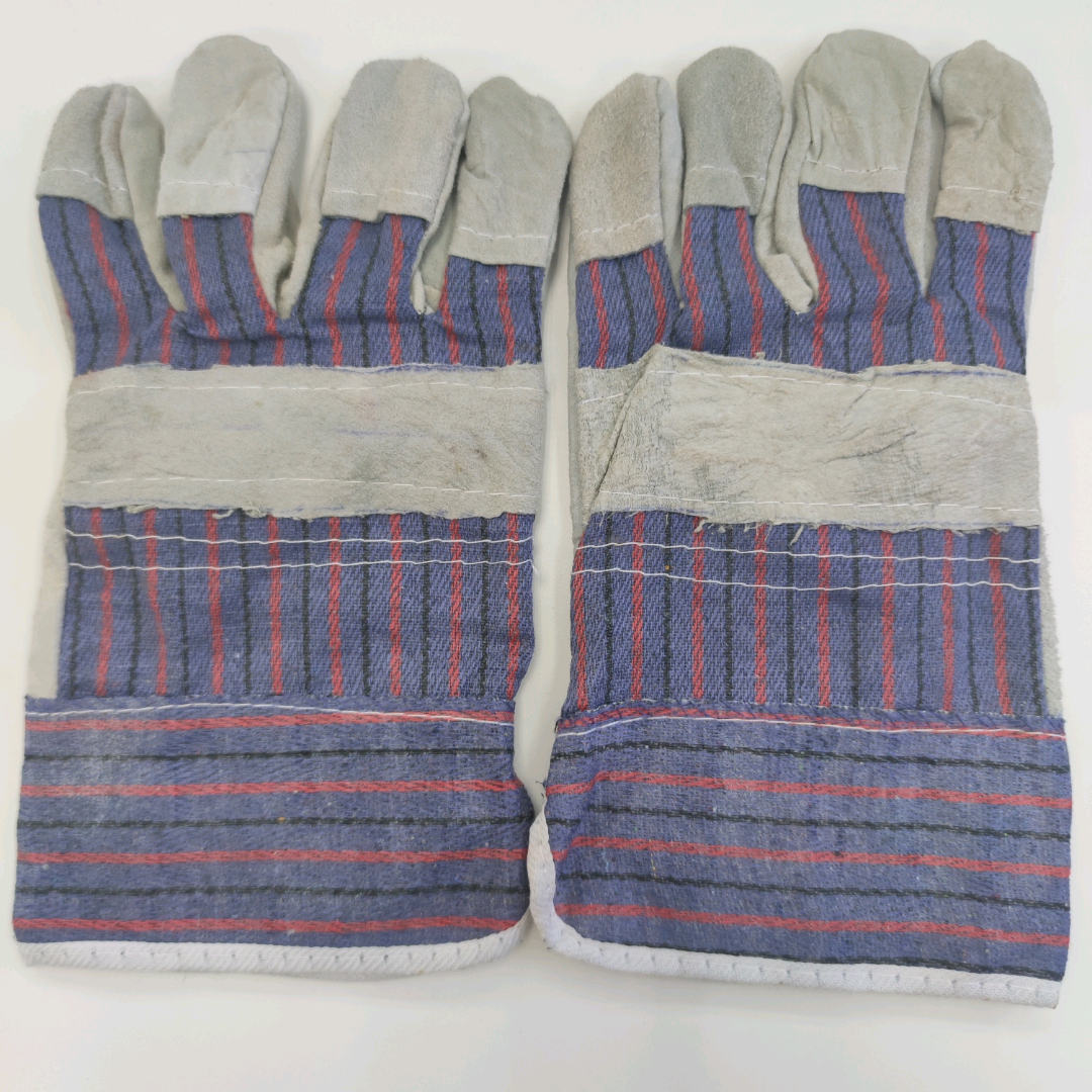 防护手套（黑红条纹）