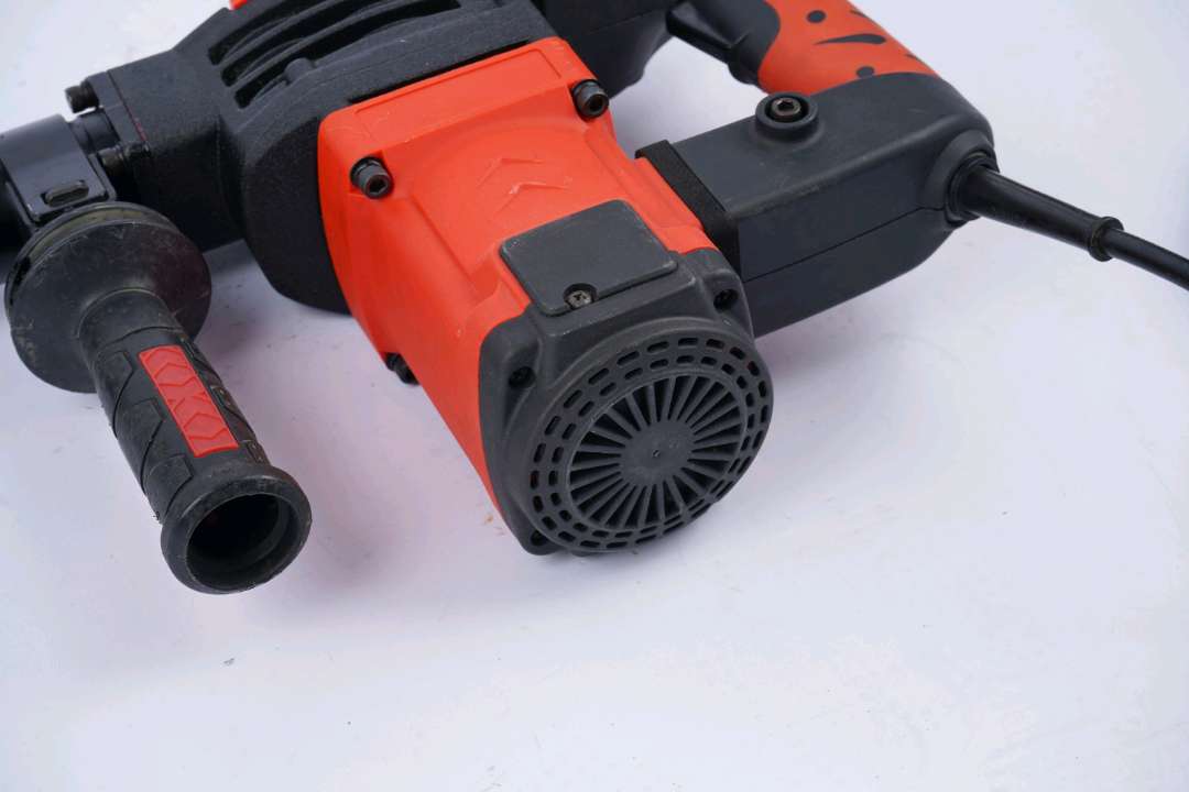 Lightweight demolition and chisel tools, household dual-purpose electric pickaxe, electric hammer, electric drill bit, high-power electric hammer Application Scenario