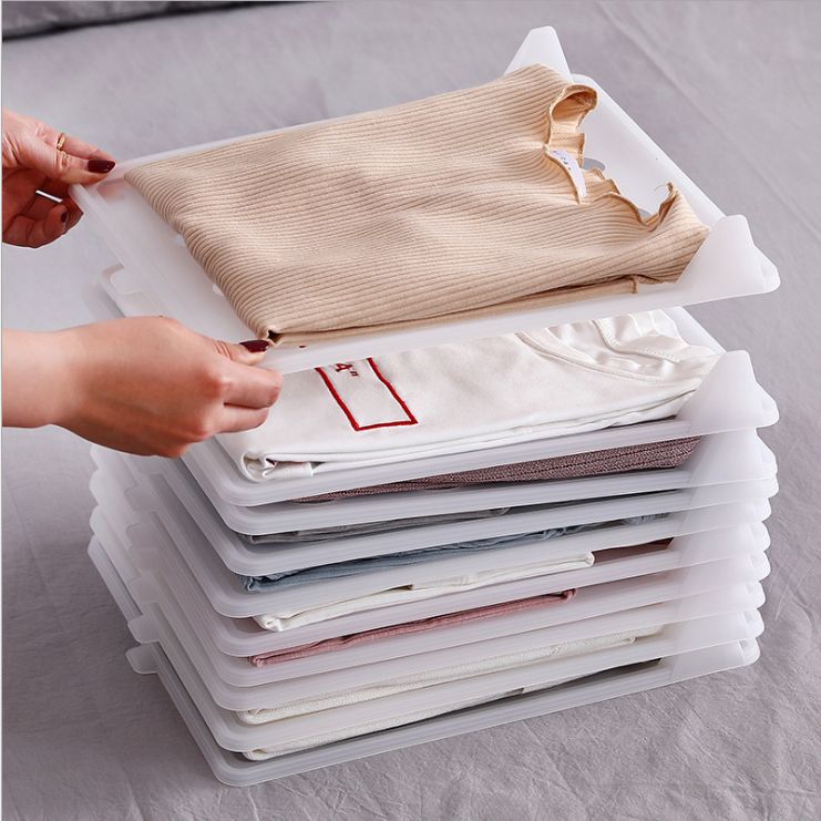 2020 plastic clothes folding board