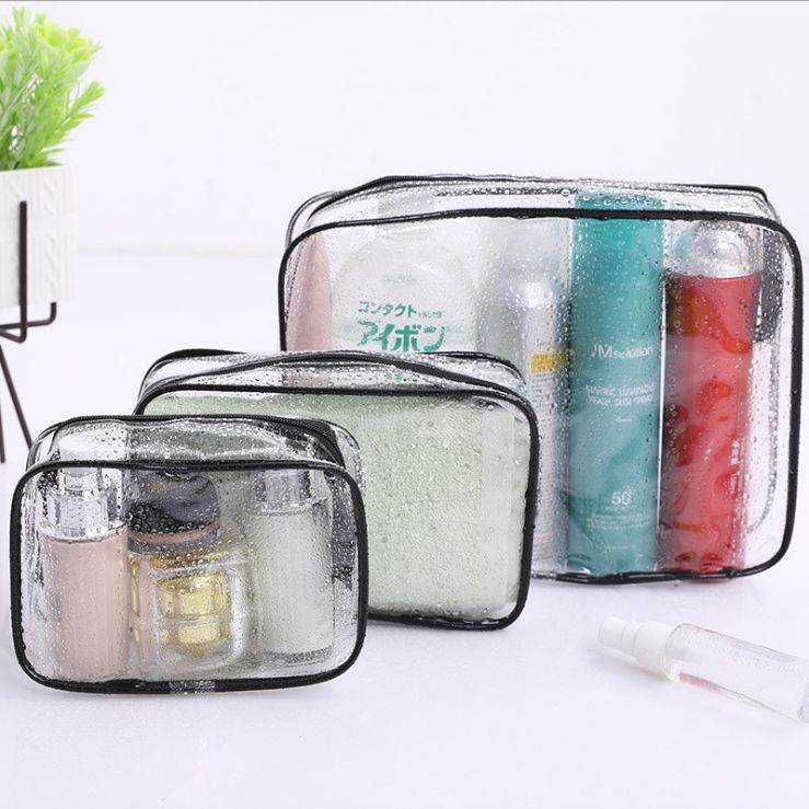 Daily necessities storage bag
