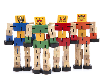 Wooden versatile robot detail image 2