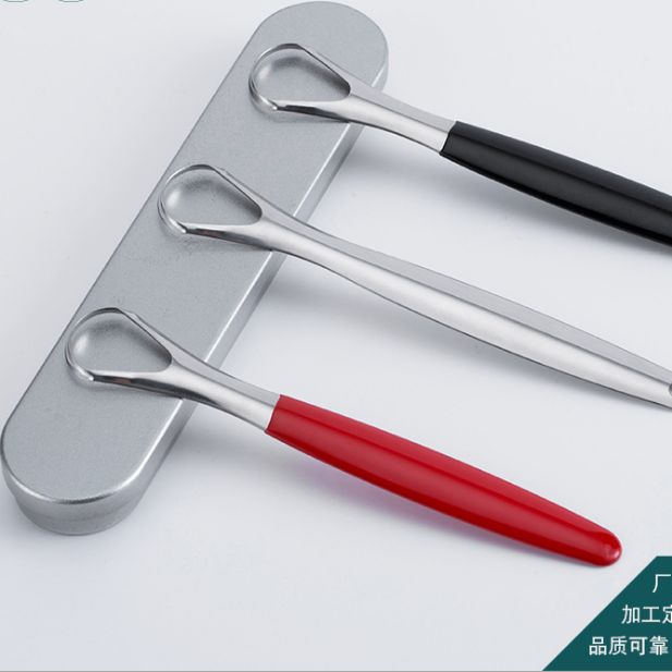 Stainless steel tongue scraper