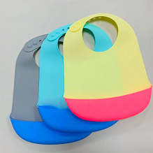 防水防漏饭硅胶围兜