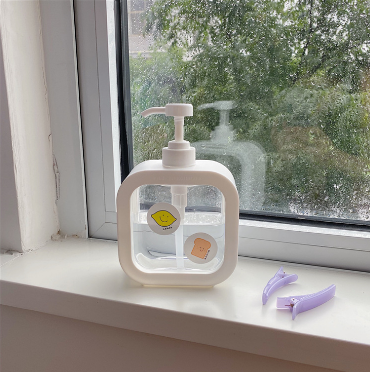 Large-capacity hand sanitizer travel portioning bottles detail image 4