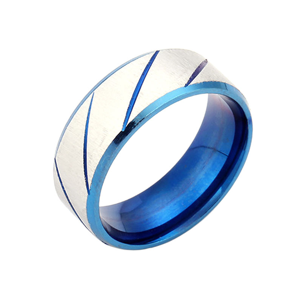 A versatile stainless steel ring with European and American fashion trends and patterns for both men and women detail image 3