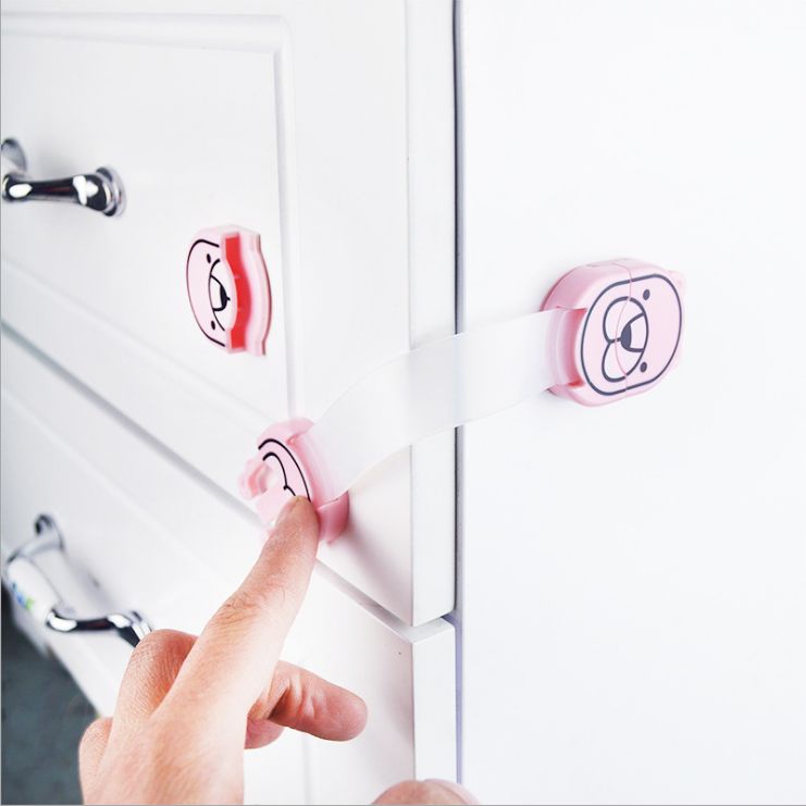 Multifunctional safety lock for children