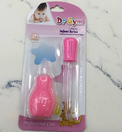 宝宝吸鼻喂奶器吸卡组合装产品图