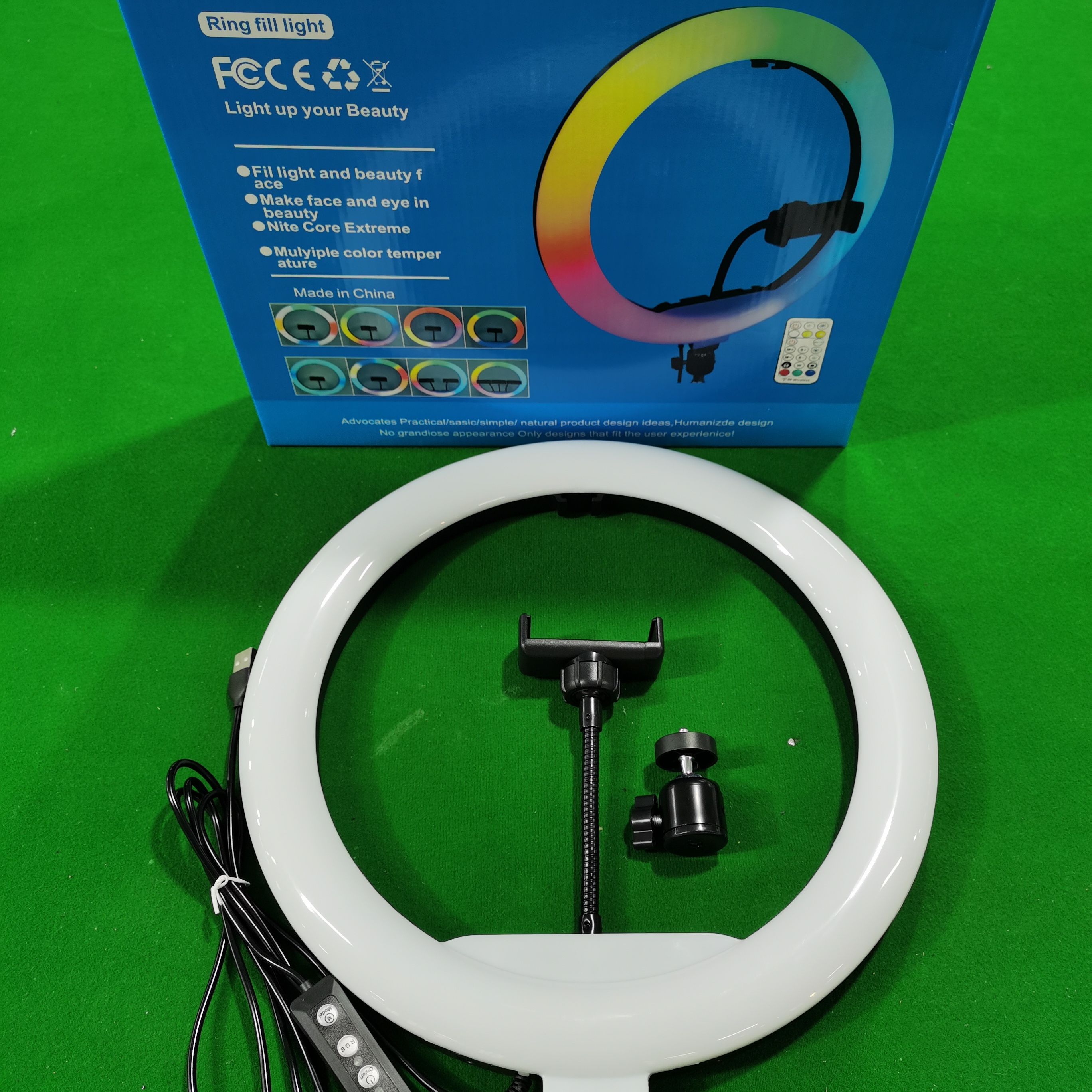 Live streaming light, fill light, LED light, photography light, beauty light, 13-inch 33cmRGB live streaming fill light, seven-color live streaming light, USB wired control model No. 4