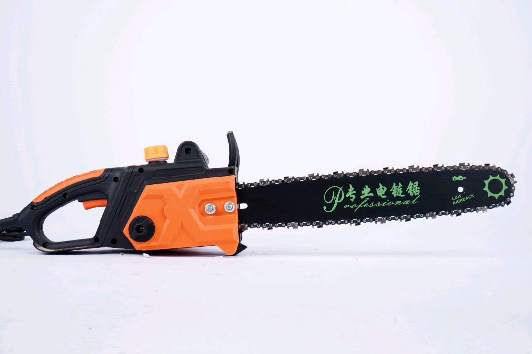 Electric chain saw Application Scenario