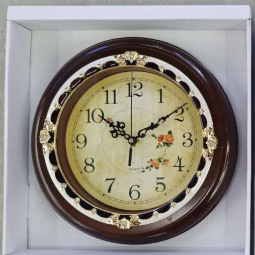 1905木纹色座钟详情图1