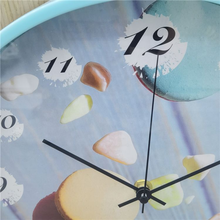 تم تصميم دائرة Macaron على شكل دائري على شكل حلوى أزياء ملونة، زخرفة بساعة كوارتز رقمية Application Scenario