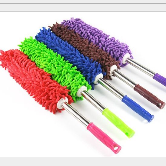 Chenille wax towed car duster