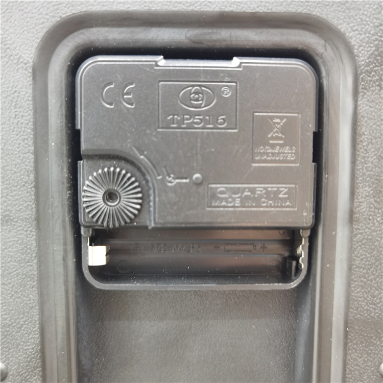 欧洲古董手表批发圆形数码夜光家居装饰无声挂钟详情图1