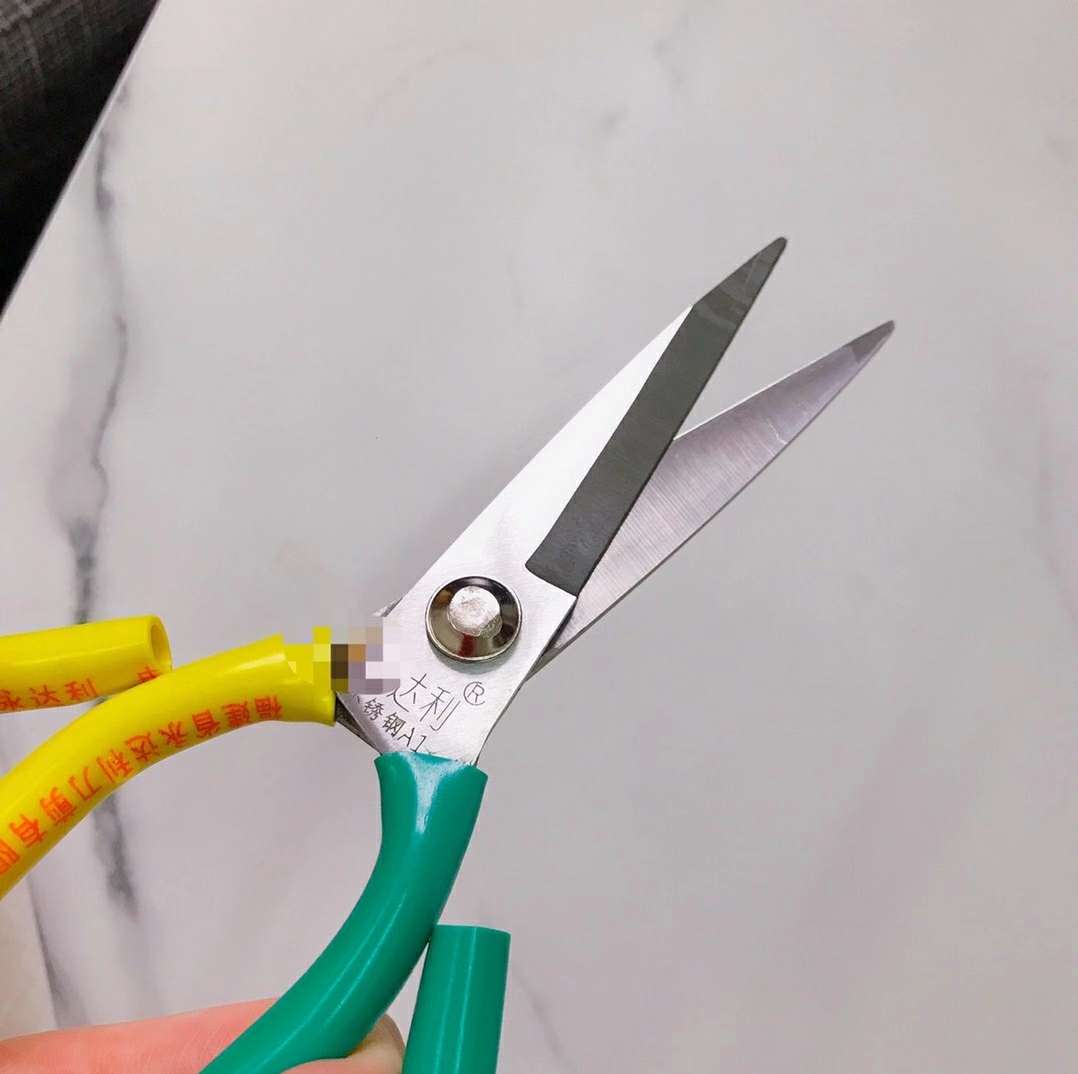 Scissors, household scissors, hardware knives, office scissors, daily necessities, kitchen knives Specification drawing