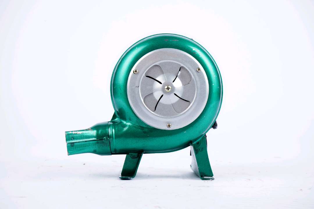 Blower (Flat Mouth full figure