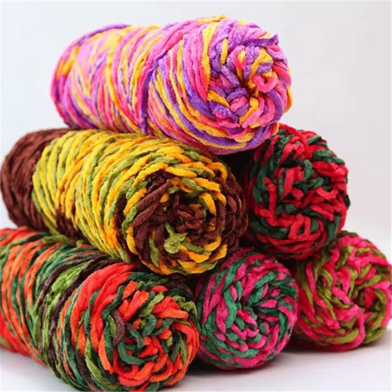 厂家批发段染雪尼尔金丝绒纱线中粗手编花式毛线儿童成人帽子外套产品图