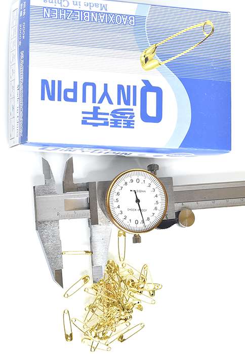 No. 000, golden iron pin, 18.5mm golden, silver and black old-fashioned large pin, children's safety insurance pin, clothing tag accessory, decorative small buckle pin Specification image