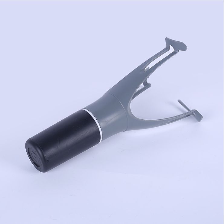 Mini semi-automatic cream beater