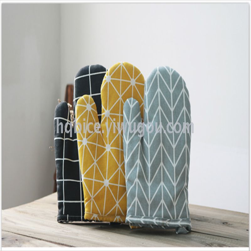 Japanese cotton and linen thickened heat insulation gloves Microwave oven gloves Kitchen baking oven gloves twill full figure