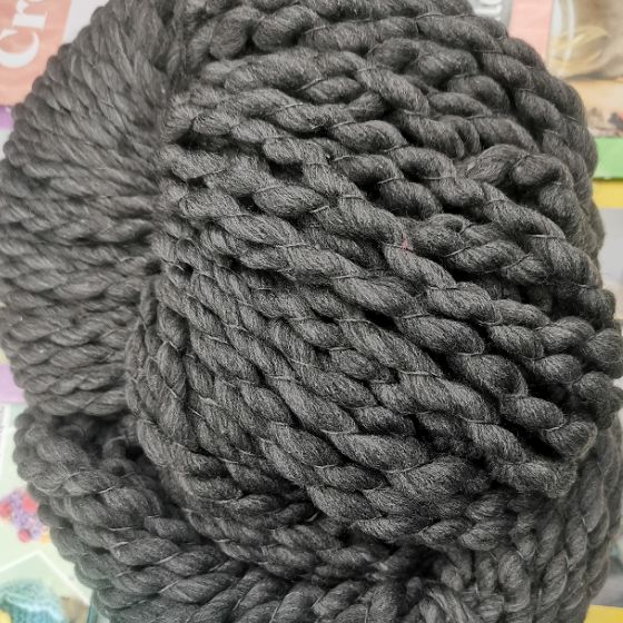 Factory direct sales of 0.6-count polyester corrugated yarn DIY hand-knitted woolen yarn