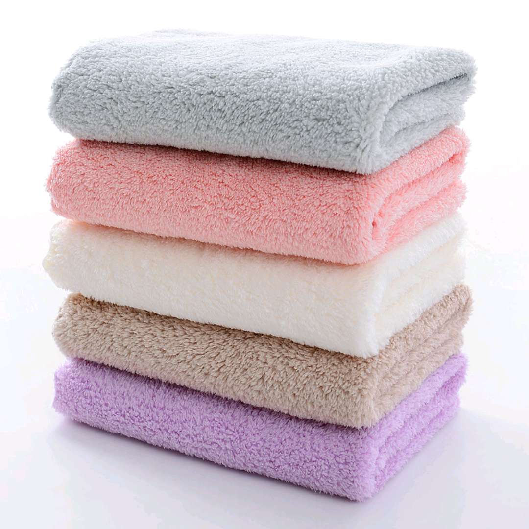 Yiwu good goods plain color high-density coral wool square towel 30*30cm soft absorbent household face wipe towel cleaning towel Specification drawing