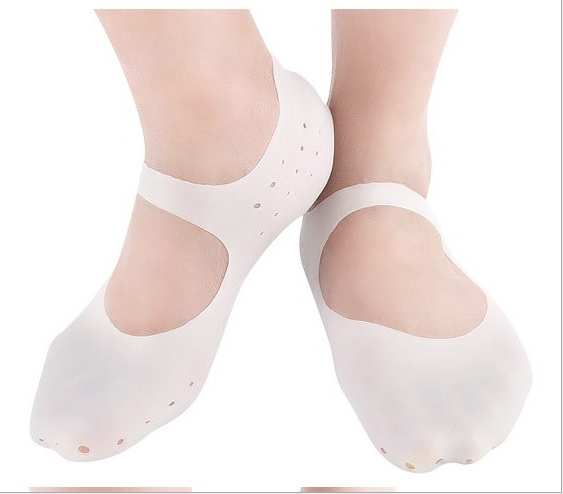 Gel boat socks with holes for breathable men's and women's home socks detail image 2