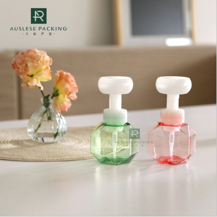 300ml plastic bottle of palm Flower foam hand sanitizer