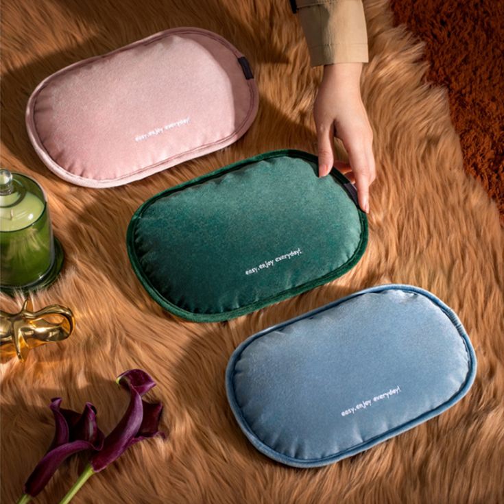 Rechargeable fluffy hand warmer