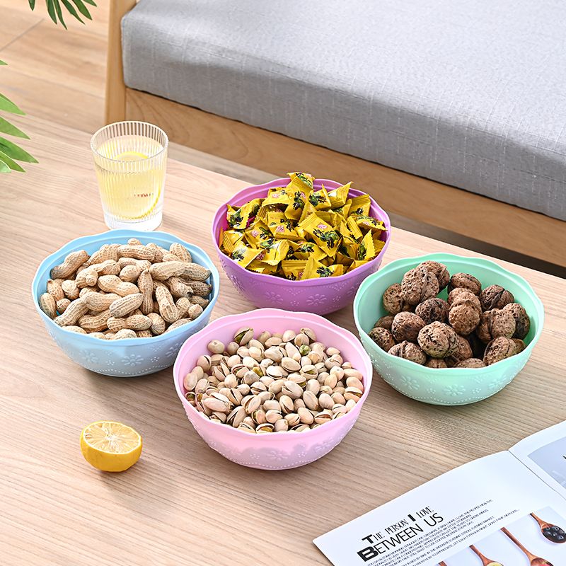 Round snack, candy and fruit boxes with LIDS, draining fruit boxes, melon seed, peanut and nut storage boxes. There are 4 sizes in the 071 series with bowls. This size is the largest full figure