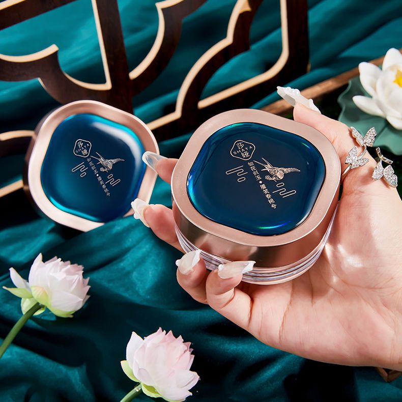 Flower Air Xizi Loose Powder Setting Powder Compact for Women is waterproof, sweat-proof, long-lasting, does not smudge, controls oil, and provides natural concealer Specification image