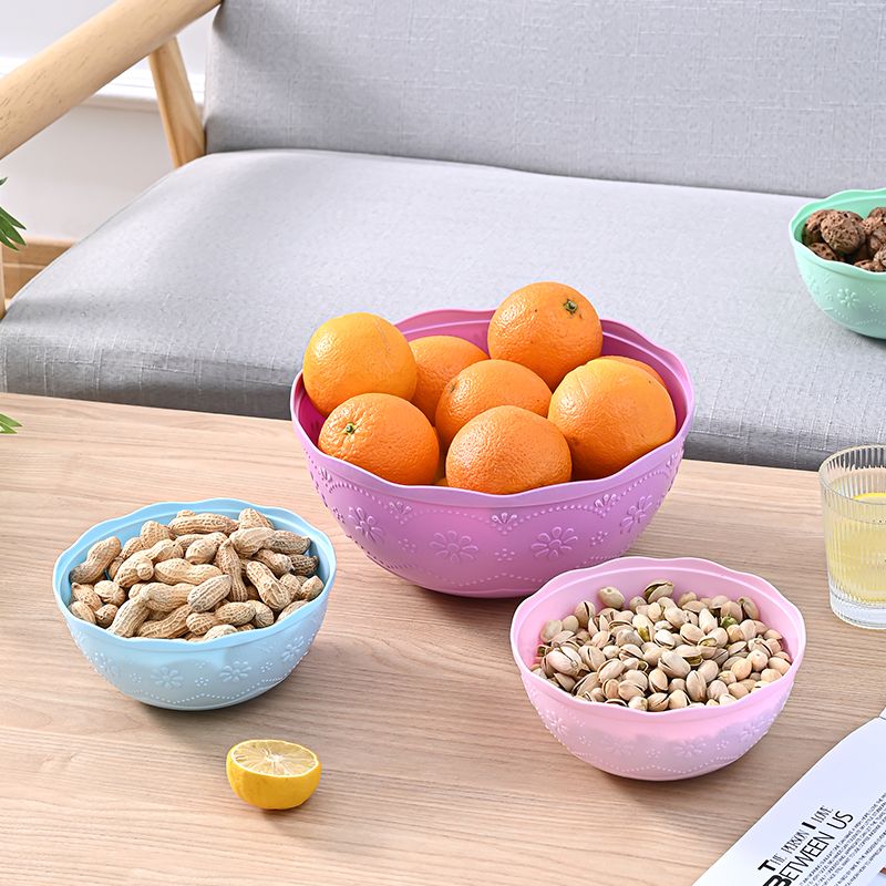 Round snack, candy and fruit boxes with LIDS, draining fruit boxes, melon seed, peanut and nut storage boxes. There are 4 sizes in the 071 series with bowls. This size is the largest details Picture