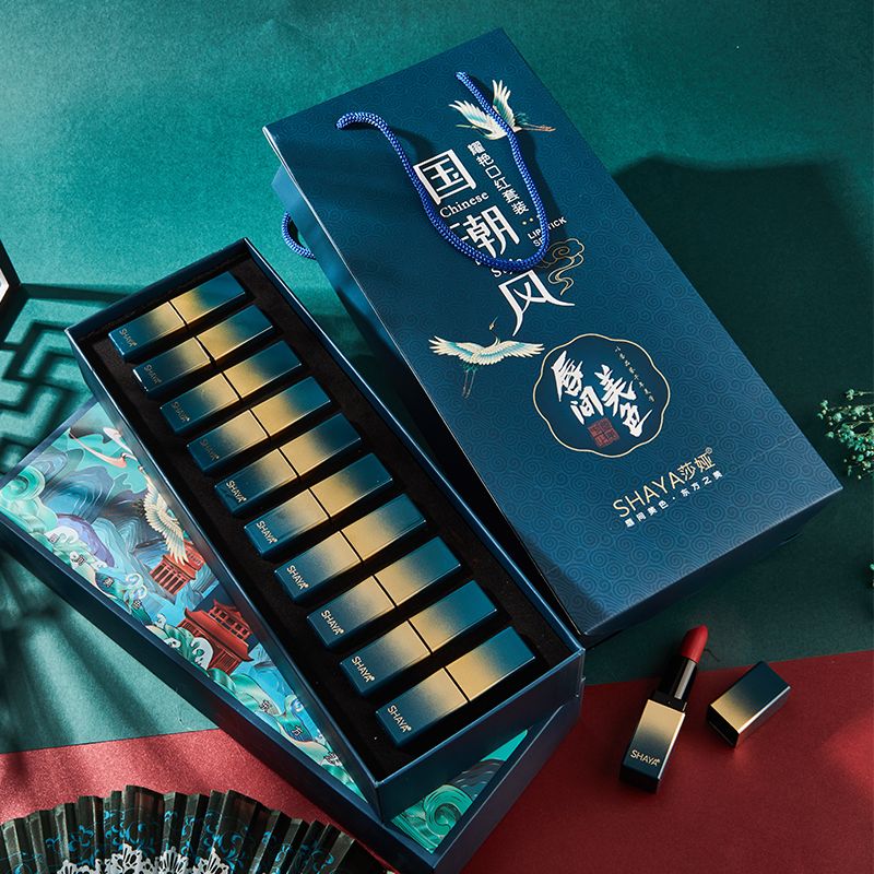 The live-streaming of SHAYA's Chinese-style trendy lipstick set features a ten-color makeup and a gift box with a matte finish that won't fade Specification image