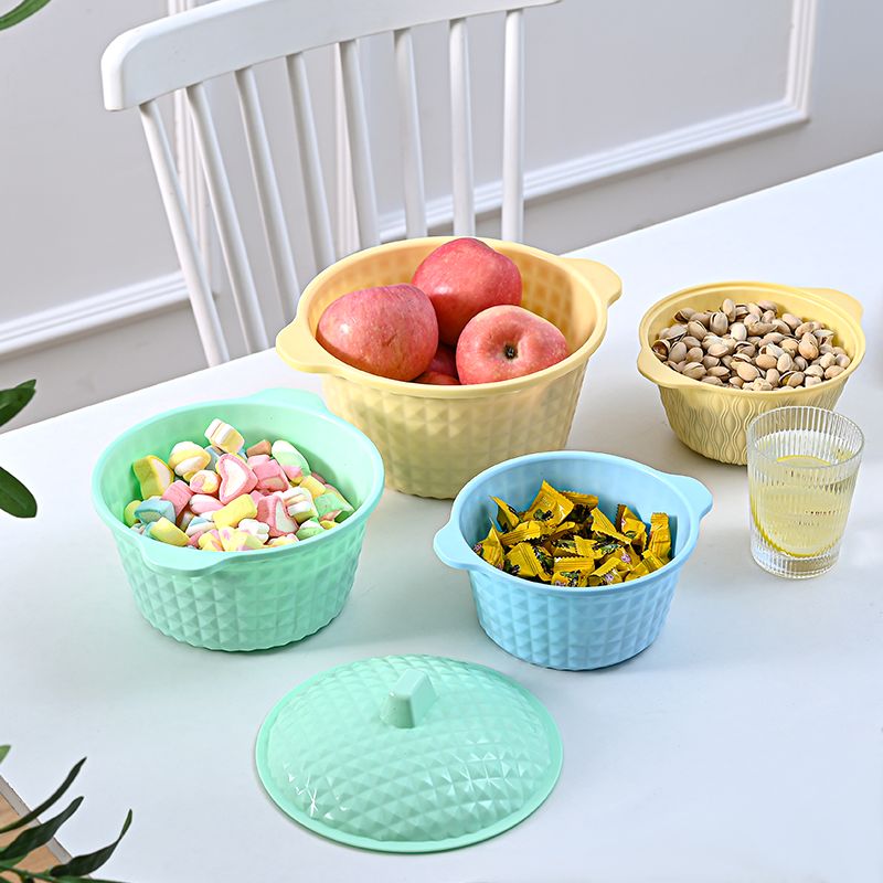 The 2021 new round retro candy cup, candy box, food storage with lid, snack storage box, jar and covered bowl 041 series comes in 4 sizes. This link is the largest one Application Scenario