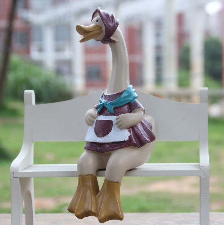 Nordic-style creative couple duck figurines details Picture