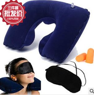 A U-shaped outdoor three-piece set of inflatable pillows, known as the "Three Treasures of Travel" Application Scenario