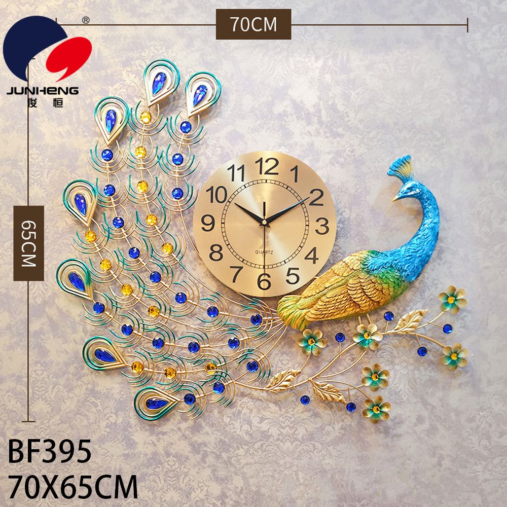 Peacock decorative hanging pieces, living room sofa, TV background wall, Northern European creative wall decoration, ironwork light luxury wall hanging decoration