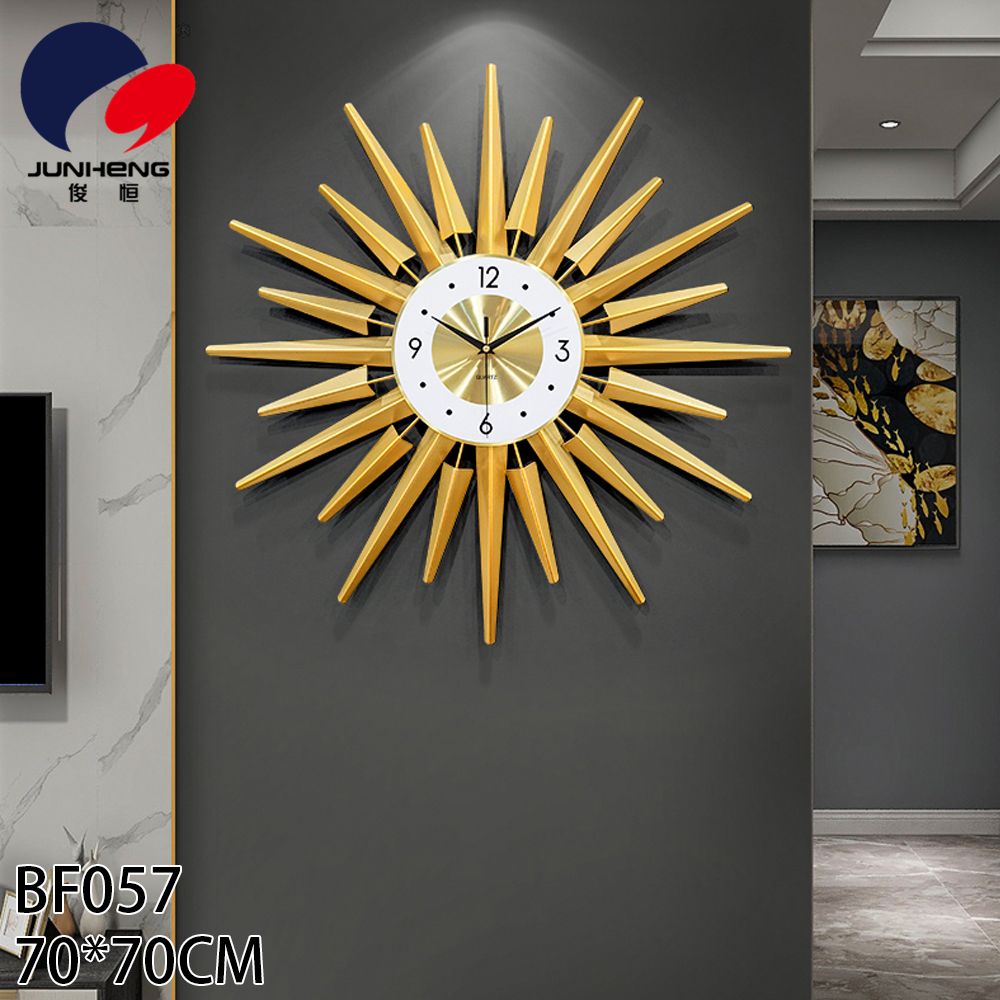 Nordic light luxury wall clock living room simple clock personality creative fashion atmosphere clock wall mute decorative wall watch