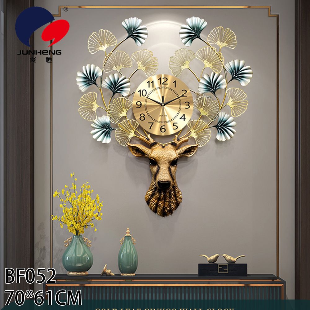 Light luxury deer head clock living room wall clock wall decoration clock Nordic three-dimensional wall watch creative quartz clock