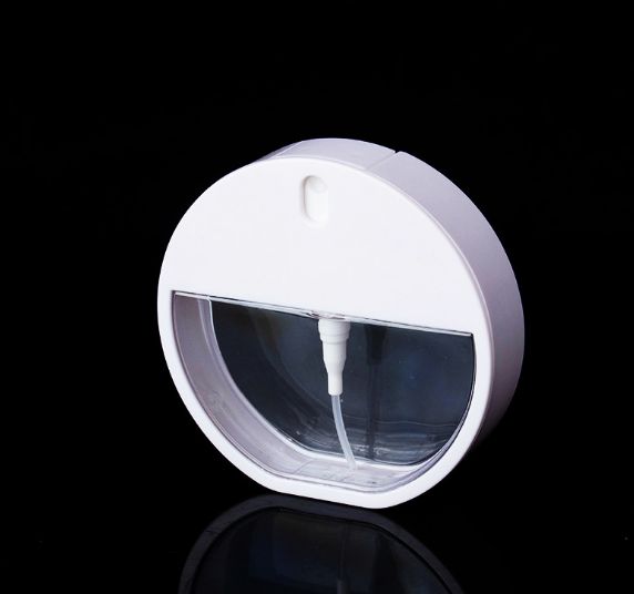 Apple Card spray bottle Application Scenario