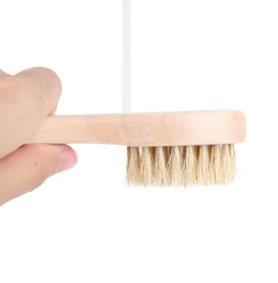 木制猪鬃毛刷产品图