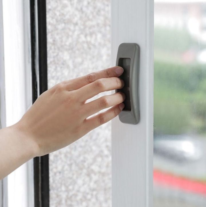 Balcony window push closet handle